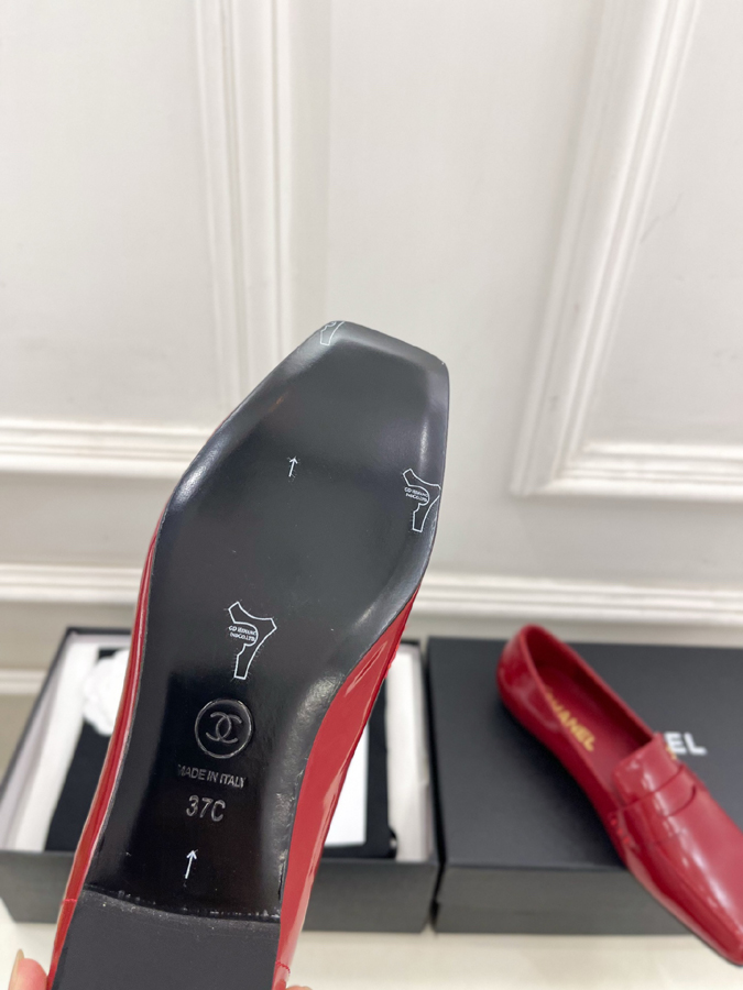 最高級シャネルスーパーコピー シャネル ローファー バーガンディ エナメル スクエア トゥ ダブルC ロゴ レトロ 光沢 シャネル バレリーナ 人気 - 画像 (9)