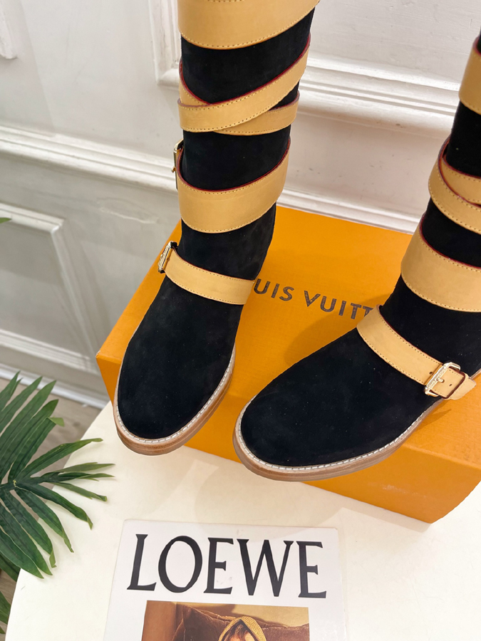 最高級ルイヴィトンスーパーコピー 【LOUIS VUITTON】ルイヴィトン ミドルブーツ スエード クロスストラップ バックル Vロゴ ルイヴィトンアンクルブーツ ルイヴィトン 長靴 - 画像 (7)