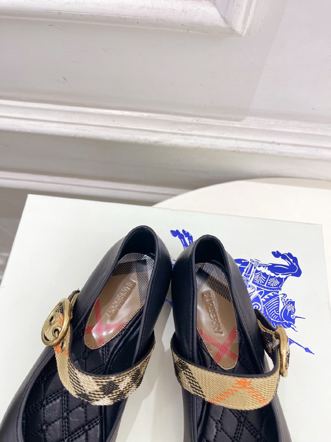 最高級バーバリースーパーコピー BURBERRY 2026新作 バーバリー メリージェーン シューズ 黒 レザー チェック バックル バーバリースニーカー 値段 - 画像 (7)