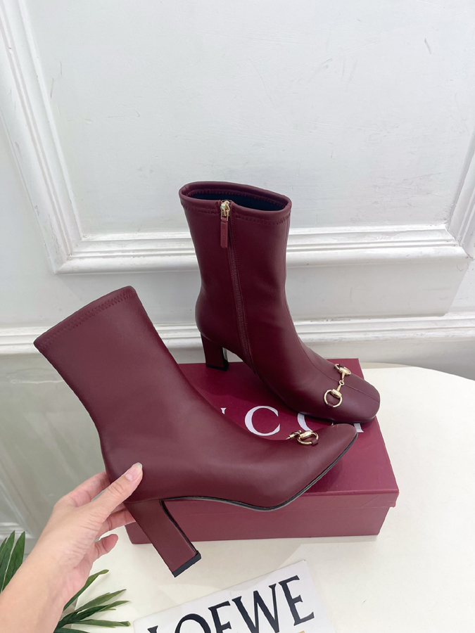 グッチ直営アウトレット店 靴 GUCCI グッチ ショートブーツ レディース バーガンディ レザー ホースビット スクエアトゥ ハイヒール アンクルブーツ - 画像 (4)