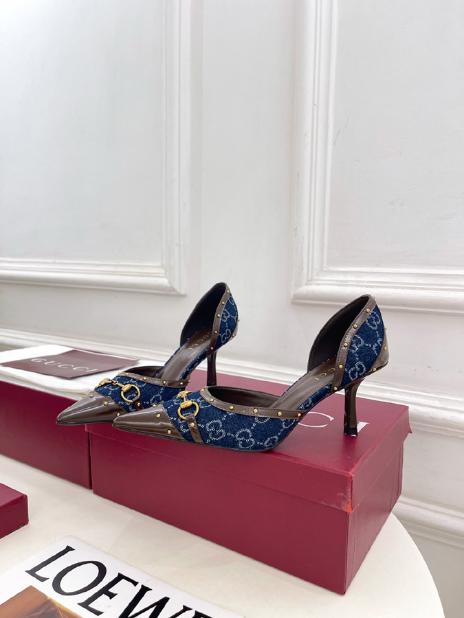 グッチ直営アウトレット店 靴 GUCCI パンプス ネイビー GGデニム ホースビット スタッズ ポインテッドトゥ ハイヒール グッチ スリングバック - 画像 (3)