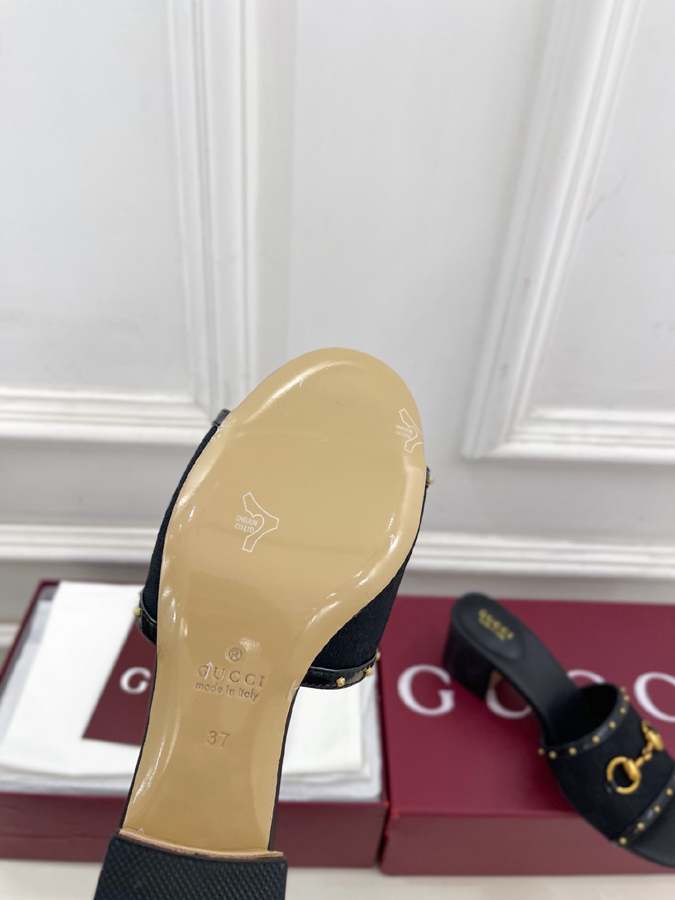 グッチ直営アウトレット店 靴 GUCCI ミュール レディース ブラック GGキャンバス ホースビット スタッズ ブロックヒール グッチ スライドサンダル - 画像 (9)