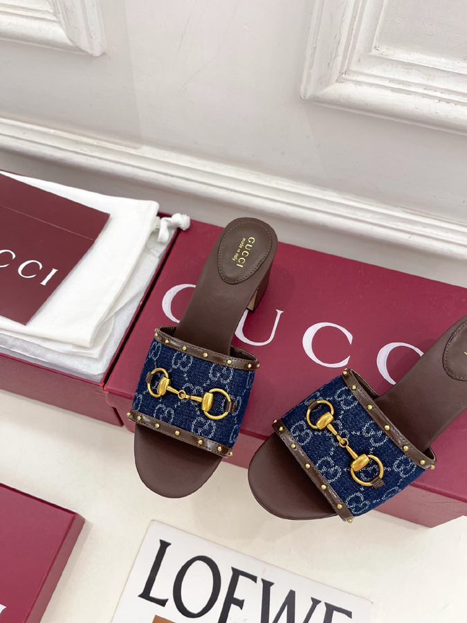 グッチ直営アウトレット店 靴 GUCCI スライドサンダル ミュール レディース GGデニム ホースビット グッチ スタッズ ブロックヒール - 画像 (6)