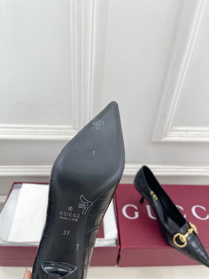 グッチ直営アウトレット店 靴 GUCCI グッチ パンプス ハイヒール クロコ型押しレザー ホースビット グッチ ポインテッドトゥ グッチ ヒール - 画像 (9)