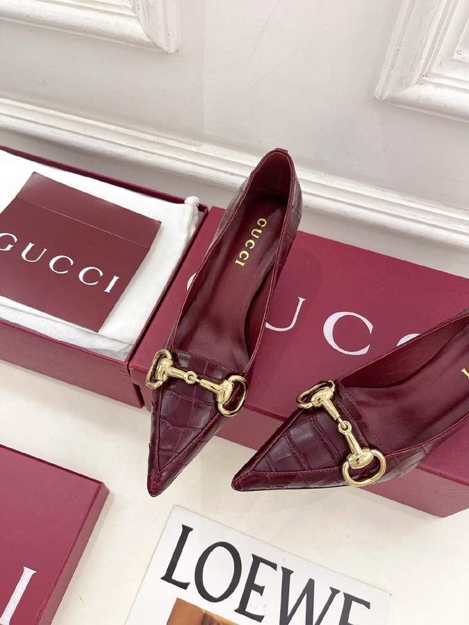 グッチ直営アウトレット店 靴 GUCCI グッチ パンプス ハイヒール クロコ型押しレザー ホースビット グッチ ポインテッドトゥ ヒール - 画像 (6)