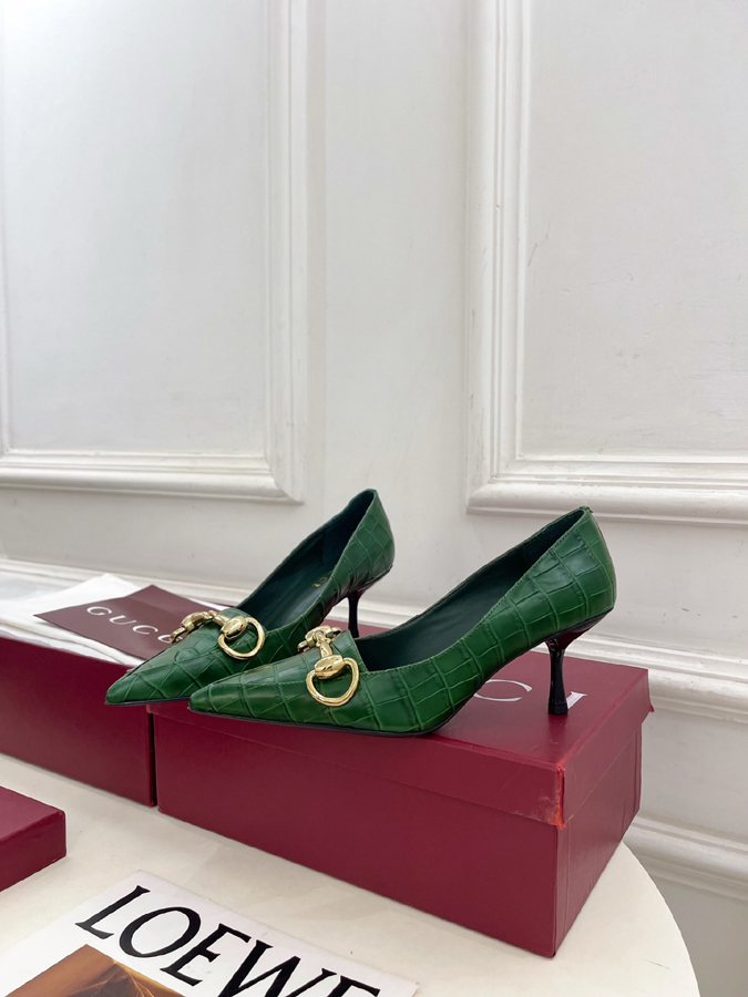 グッチ直営アウトレット店 靴 GUCCI グッチ パンプス ハイヒール グリーン クロコ型押しレザー ホースビット グッチ 靴 ポインテッドトゥ - 画像 (3)