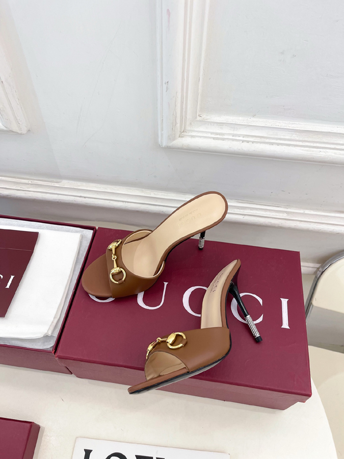 グッチ直営アウトレット店 靴 GUCCI グッチ ミュール サンダル ハイヒール 光沢レザー ホースビット クリスタルヒール グッチ 靴 サイズ - 画像 (5)