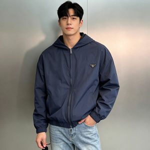 PRADA ナイロン ジャケット メンズ